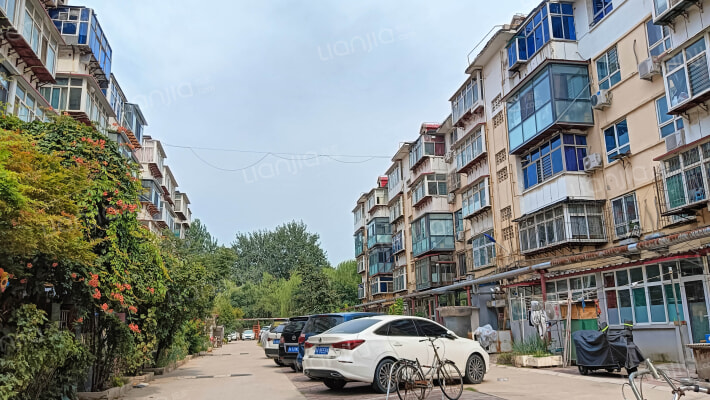 纺器二厂宿舍外景图