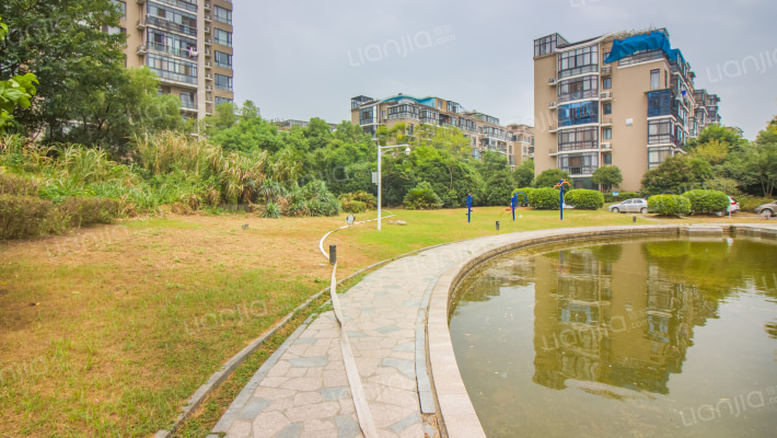 中大青山湖花园外景图