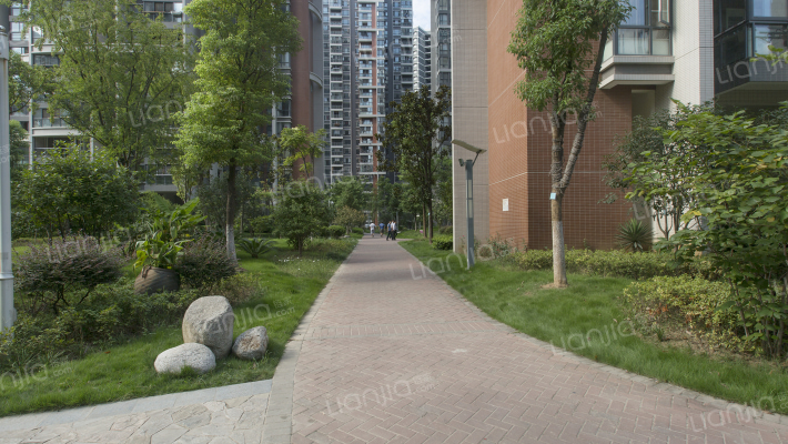 长航蓝晶绿洲一二期外景图