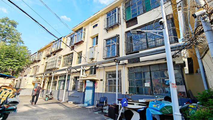 泰安市水利和渔业局宿舍外景图