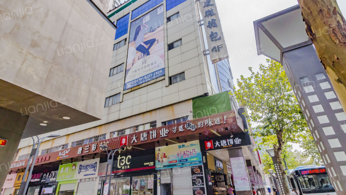 银厦文化广场外景图