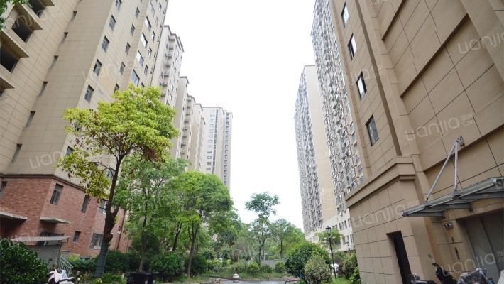 香缇豪庭外景图