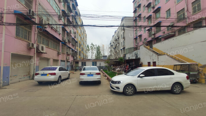 怀义物资有限公司住宅楼外景图