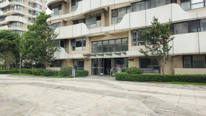 蓝光睿创新筑逸璟园外景图