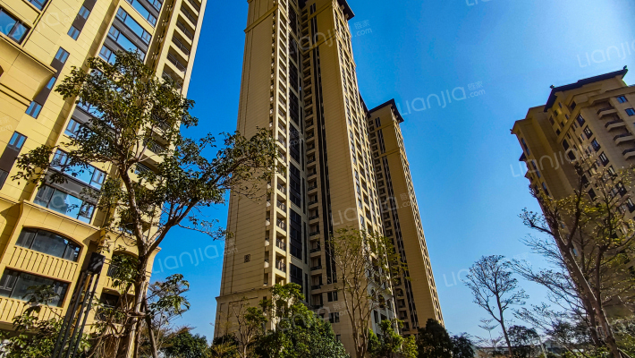 海晟大学府外景图