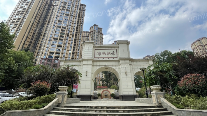 国际温泉小镇外景图