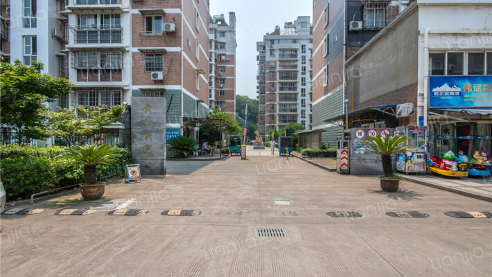 云鼎公寓外景图