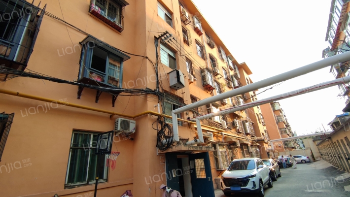 英雄山路110号外景图