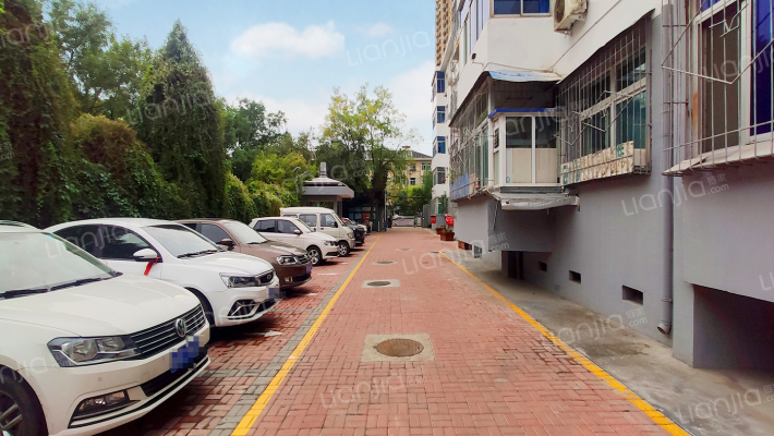 太原十六中家属院外景图