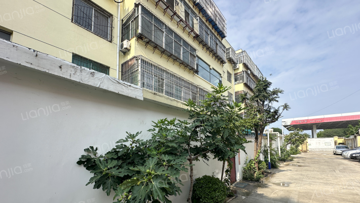 农村信用舍宿舍外景图