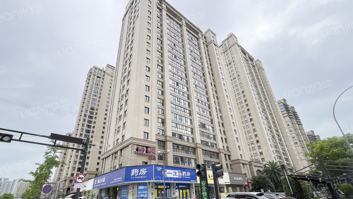 华鸿嘉辰锦园外景图