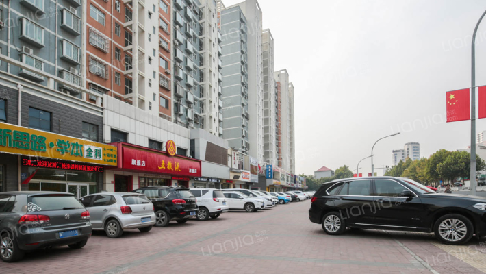 钻石小区外景图