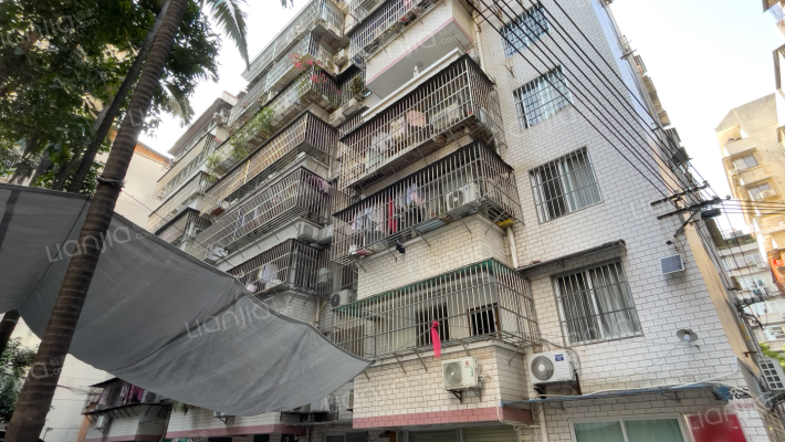 艺海公寓外景图