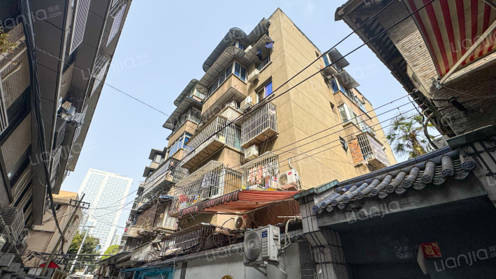 西龙须巷5号外景图