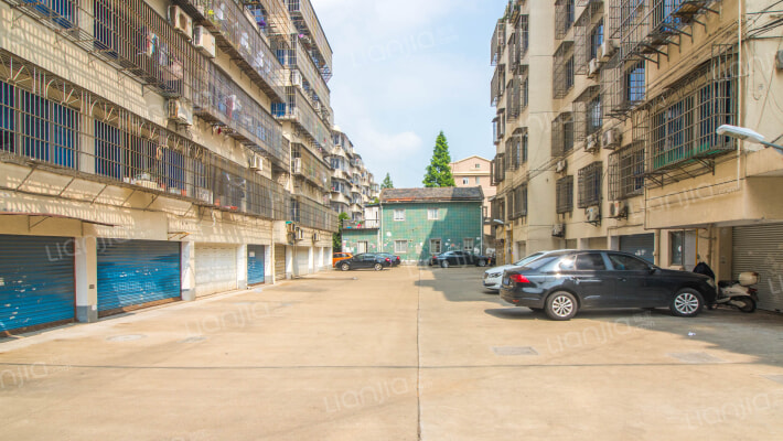 华恒公寓外景图