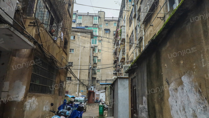 胜利中路161号外景图