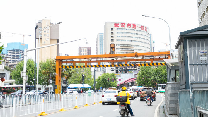 武汉市第一医院宿舍外景图