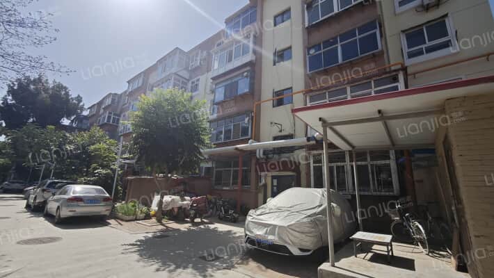 槐东小区外景图