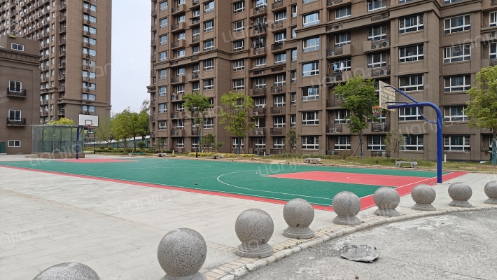 侯集新园外景图