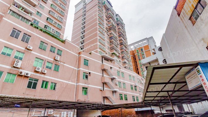 华润广场外景图