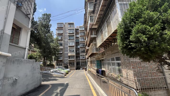 渤海路线标厂宿舍外景图