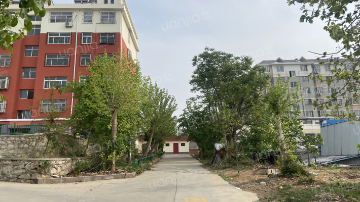 煤田机械厂宿舍外景图