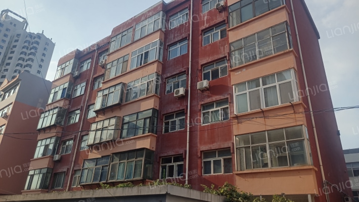 税务局宿舍外景图