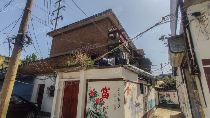 重工局家属楼外景图