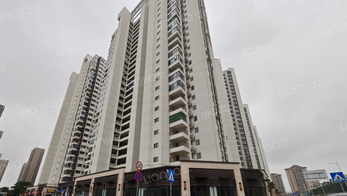 保利鹿江来外景图