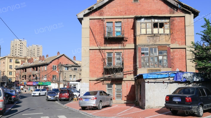 凌云一街外景图