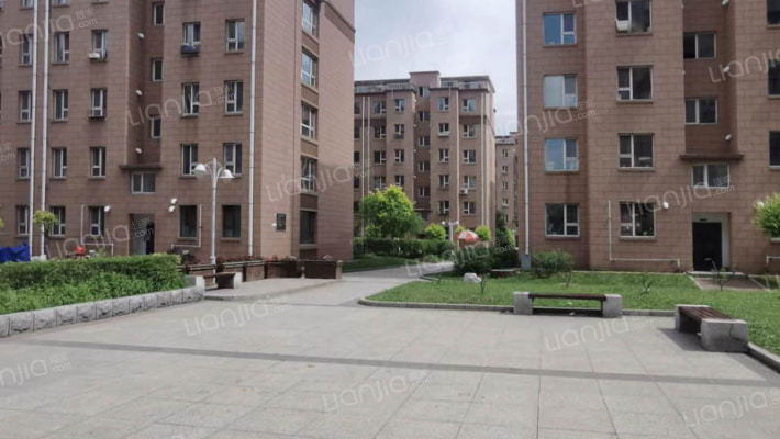 西域明珠外景图