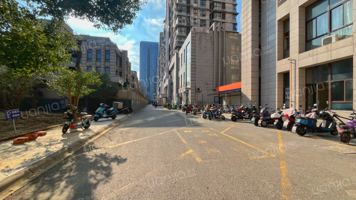 东亭蓝郡外景图