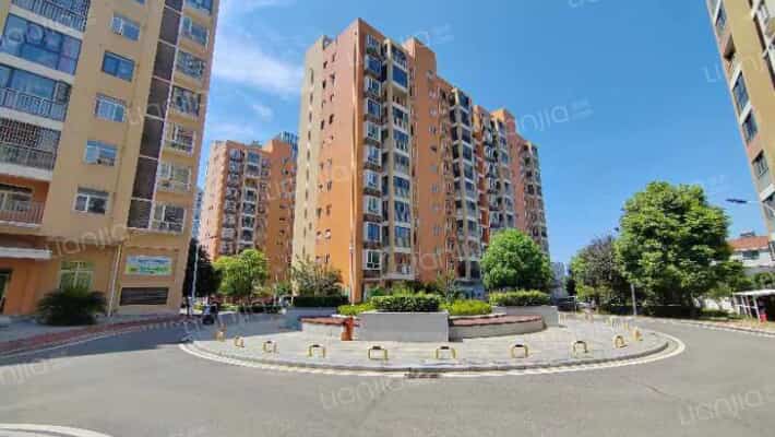 遗爱湖还建小区外景图