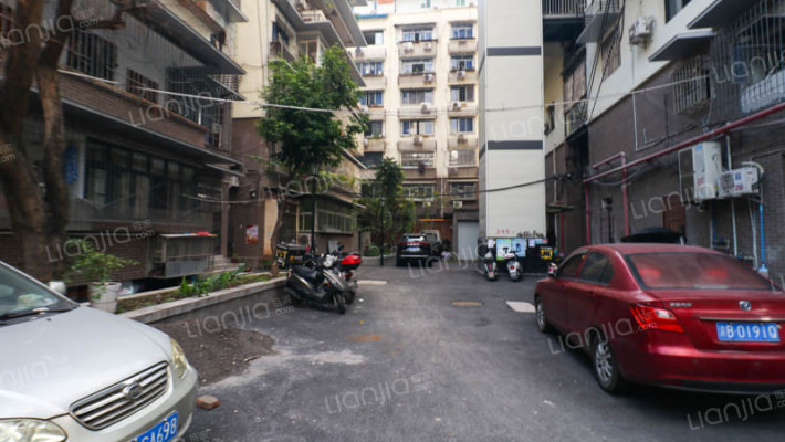 兴业路18号外景图