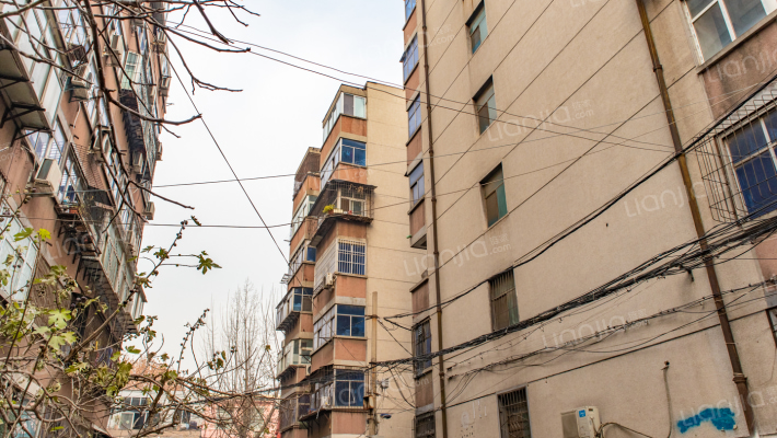 西陈庄中街4号院外景图