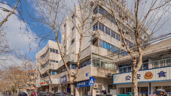 公园村路北楼外景图