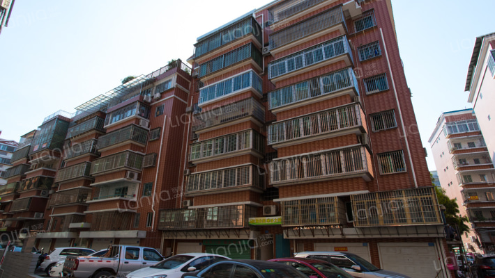 三秀新城外景图