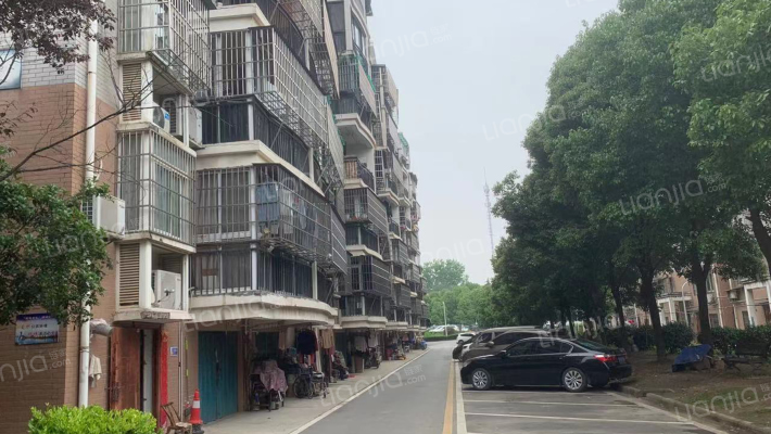 临江花园一期外景图