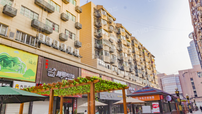 中市逍遥商业街外景图