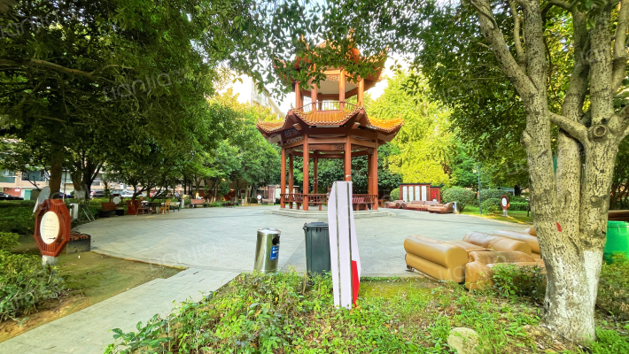 芙蓉公寓外景图