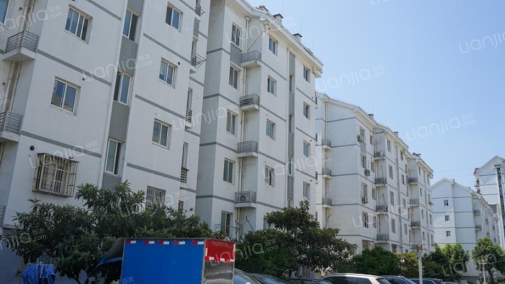 华盛六园外景图