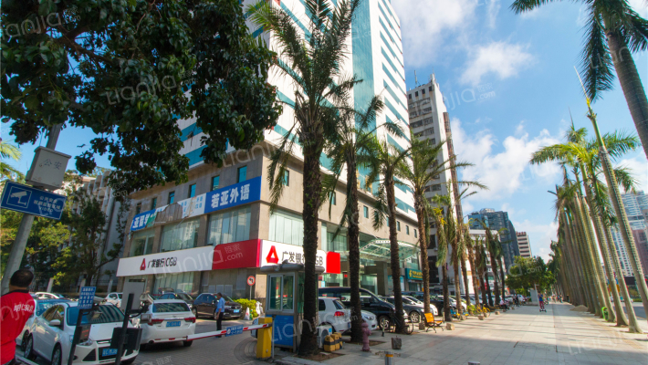 名門大厦外景图