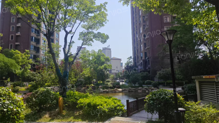 滨河壹号外景图