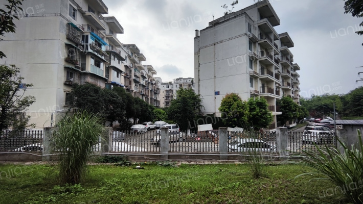 清江小区外景图