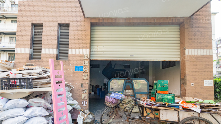 合生高尔夫公寓外景图