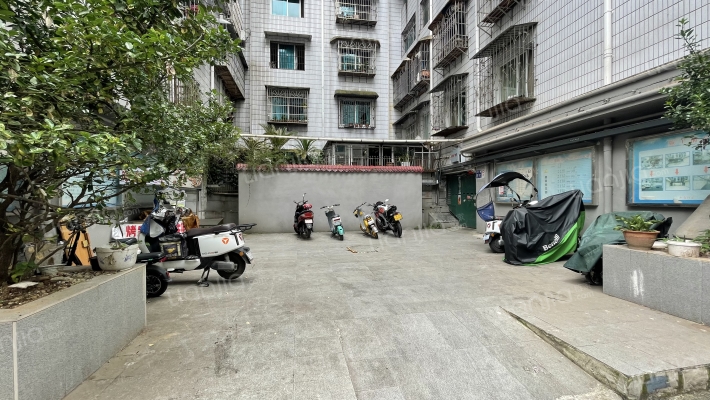 花溪区朝阳村外景图