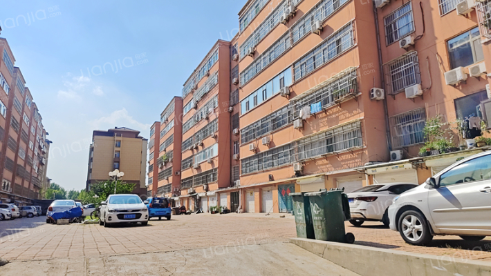 华裕小区外景图