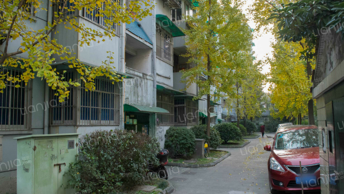 长隆公寓外景图