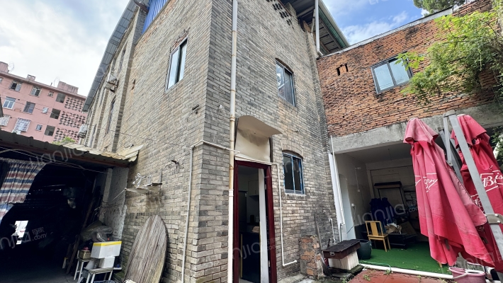 麦园路82号外景图