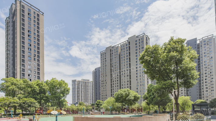 坂湖景园外景图